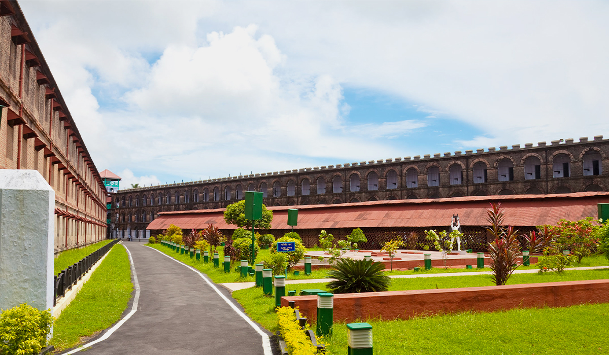 Cellular-Jail-5